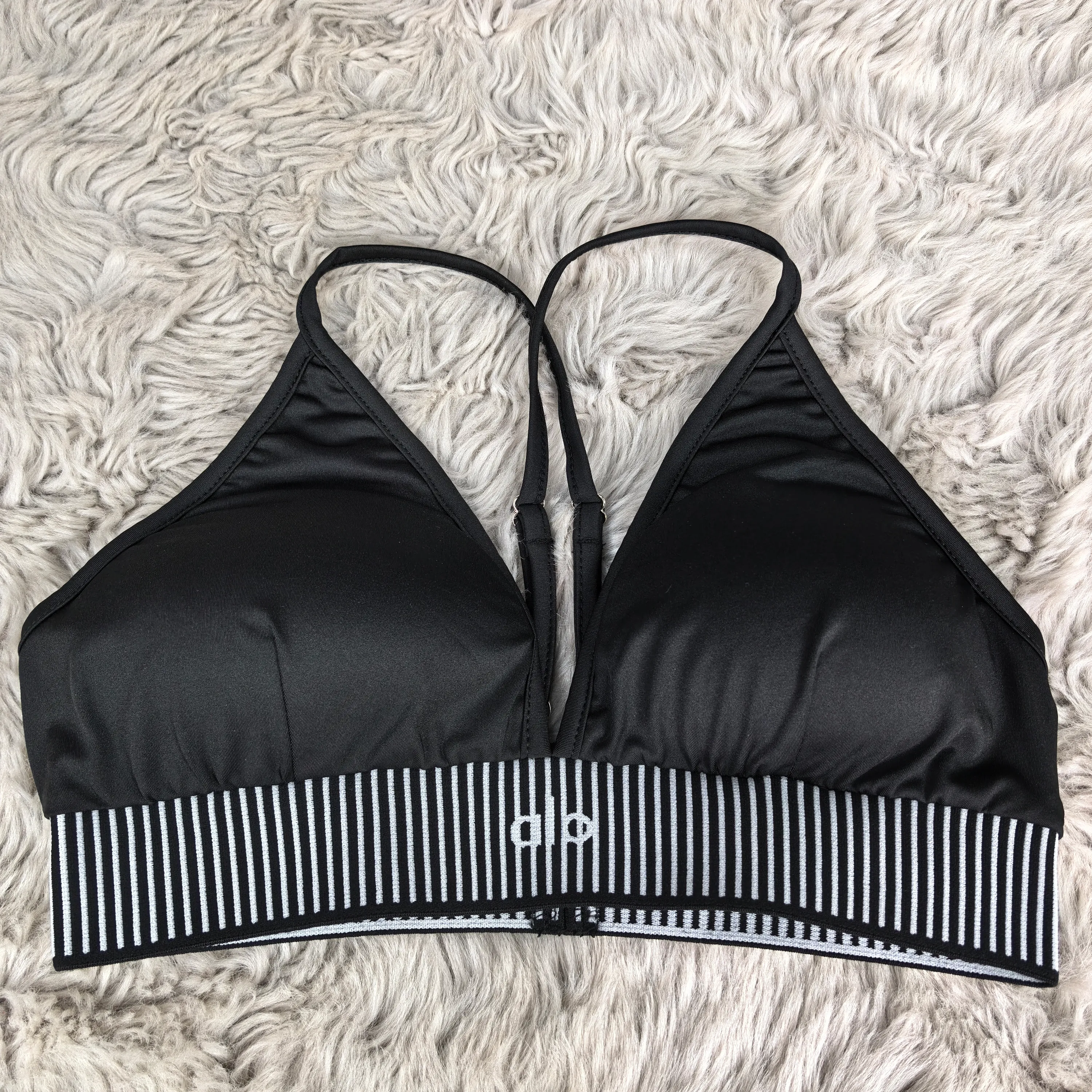 Q 6353 (chest pad)